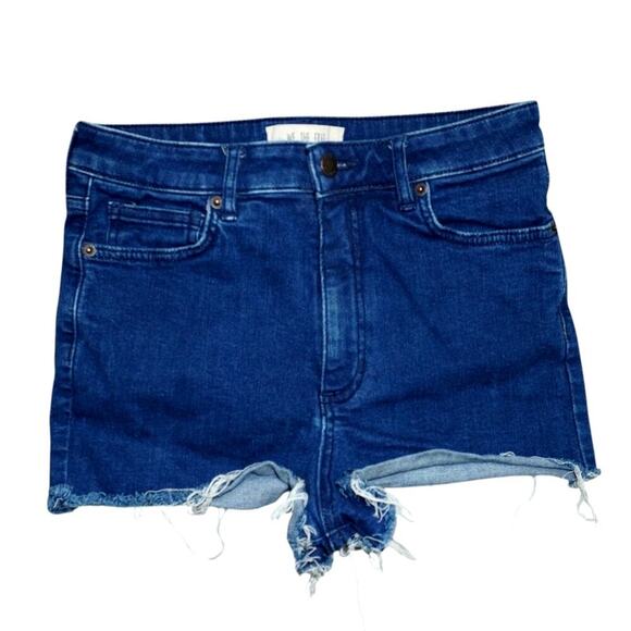 We The Free Free People Frayed Booty Shorts  Size 29 – Distressed Festival Denim - Picture 1 of 4